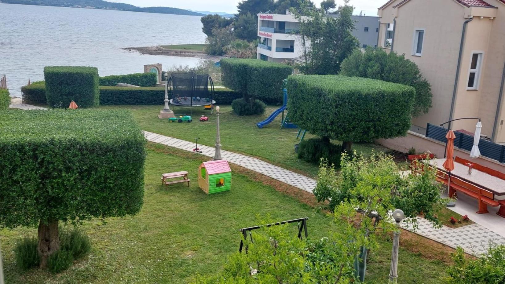 Apartments Becky On A Sandy Beach Without Crowd Sukošan Eksteriør billede