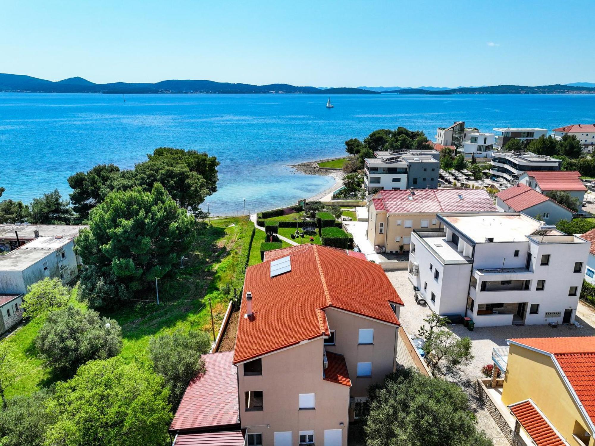 Apartments Becky On A Sandy Beach Without Crowd Sukošan Eksteriør billede