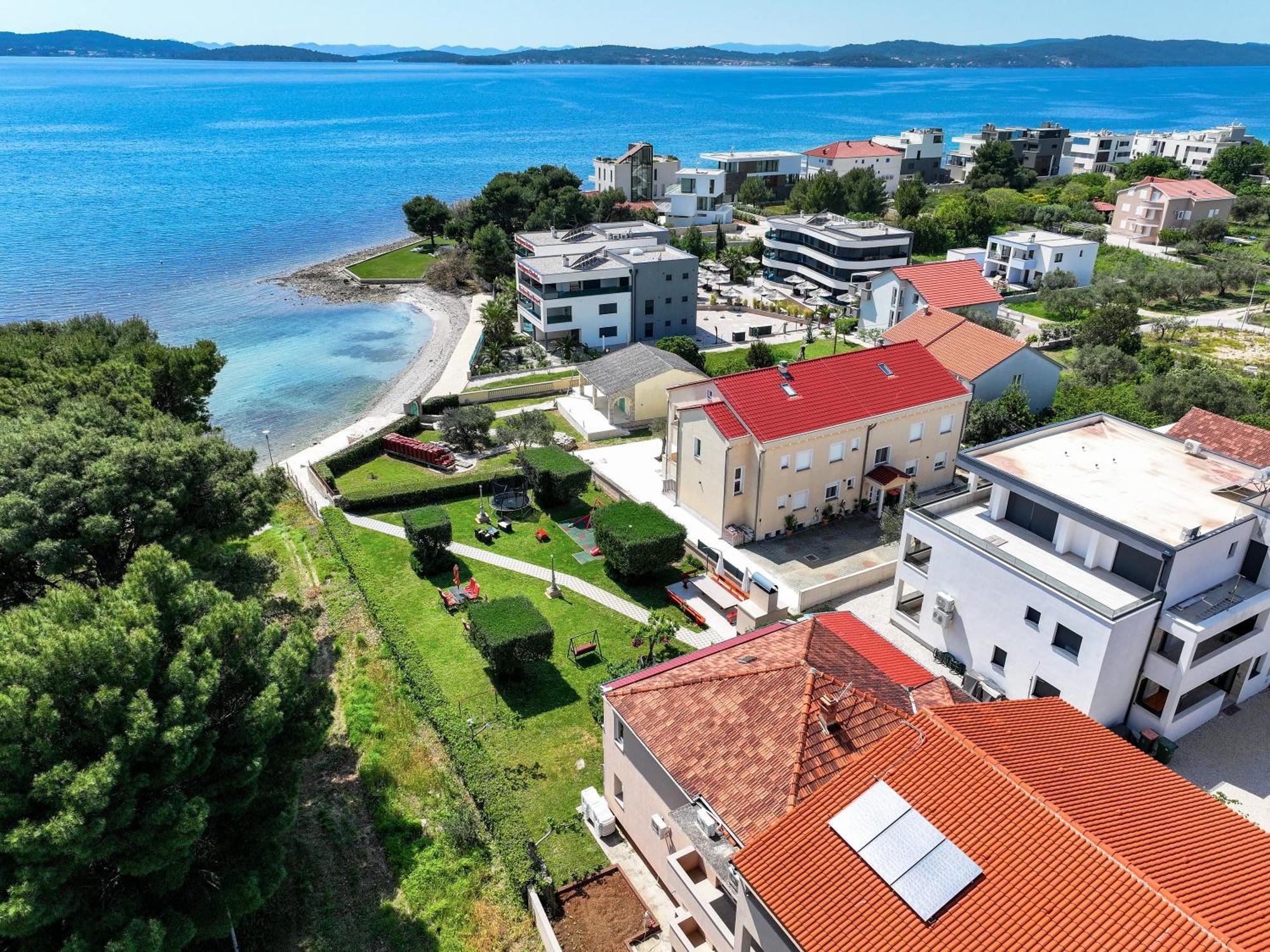 Apartments Becky On A Sandy Beach Without Crowd Sukošan Eksteriør billede